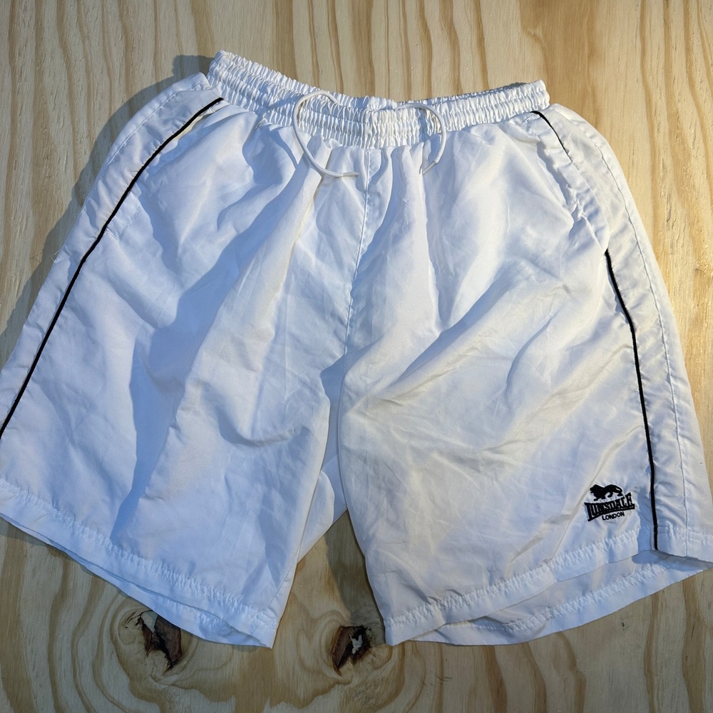 Lonsdale London Men's Athletic Mesh Lined Training Shorts White Piping Size L